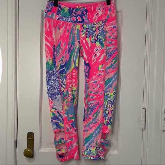 NWOT Lilly Pulitzer Luxletic Leggings Pink Multi Print Size Small - Picture 1 of 4
